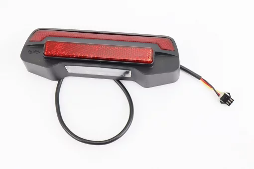 Задний стоп-сигнал красный TR-4, FIX-210181