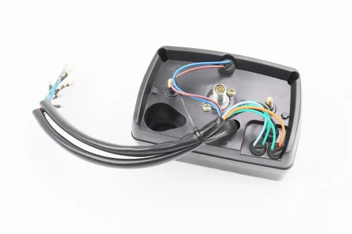 Спидометр в сборе "квадрат" 120 км/ч (фишка "мама" + 7 проводов), FIX-998704