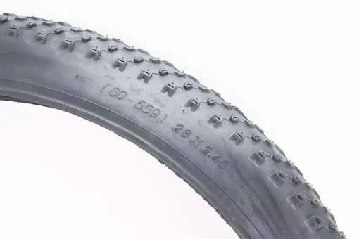 Шина 26"x2,40 (60-559) шипованная COMPASS W2033, FIX-210489