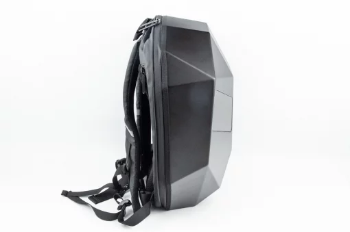 Рюкзак влагозащитный 20 л, с LED дисплеем, управление приложением LOY EYES, чёрный Pixel Moto SB9709 (Power bank не входит в