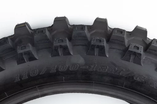 Шина 110/100-18 шипованная CROSS Н-872, ШИНИ, YQ-353604