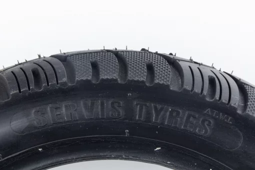 Шина 120/70-12 бескамерная, шипованная FRICTION, ШИНИ, YQ-353520