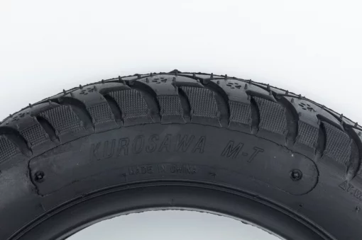 Шина 3,00-10 бескамерная, дорожная "лапка" L-685, ШИНИ, YQ-353578