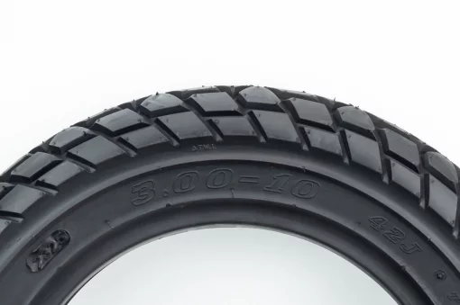 Шина 3,00-10 бескамерная, шипованная 9009, ШИНИ, YQ-303789