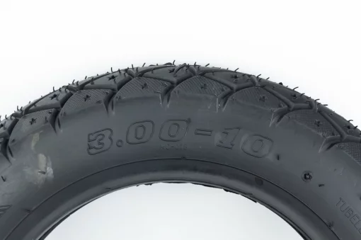 Шина 3,00-10 бескамерная, шипованная MC-073, ШИНИ, YQ-303933