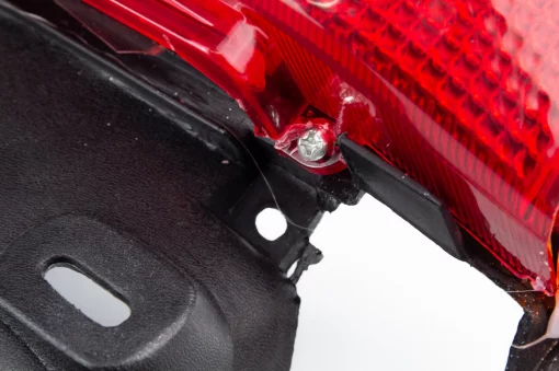 УЦІНКА Honda LEAD AF-20 ліхтар задній з крилом в зборі (дефект сборки, див. фото), пластик-J, YQ-329456