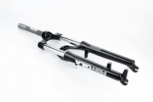 Вилка 26 "амортизаційна, з різьбою 1-1/8" (28,6мм), шток 190мм, з ходом 100мм, V/Disk-brake, Preload, алюмінієва, чорна Gila-T,