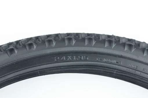 Шина 24"x1,95 шипованная С1040N, ВЕЛОШИНИ, YQ-402047