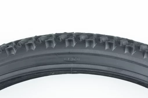 Шина 24"x1,95 шипованная С1040N, ВЕЛОШИНИ, YQ-402047