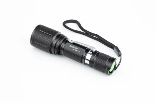 Фонарь LED Cree XML-T6 (Zoom) 700 lumen ручной, алюминиевый, АКБ Li-ion 3.7V 18650 зарядка от авто/220V, влагозащитный, чёрный