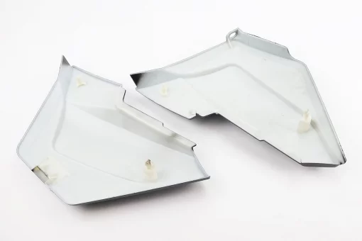 Пластик - бічний середній лів, прав к-кт 2шт, ЧОРНИЙ, тип 1, FIX-998657