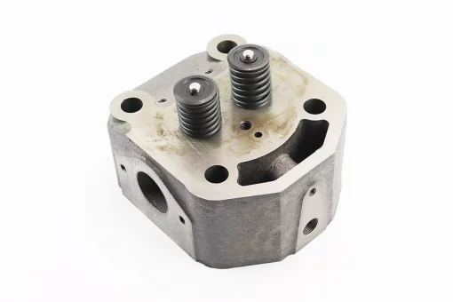 Головка цилиндра R195NM в сборе, под длинную форсунку, FIX-604840