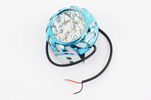 Фара дополнительная светодиодная влагозащитная - 9 LED с креплением, 70мм с стробоскопом и разноцветной подсветкой, голубой