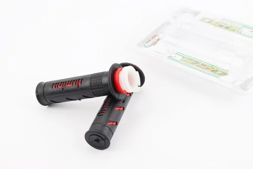 Рукоятка руля лев./пр. к-кт с вставкой, черно-красные, FIX-210817