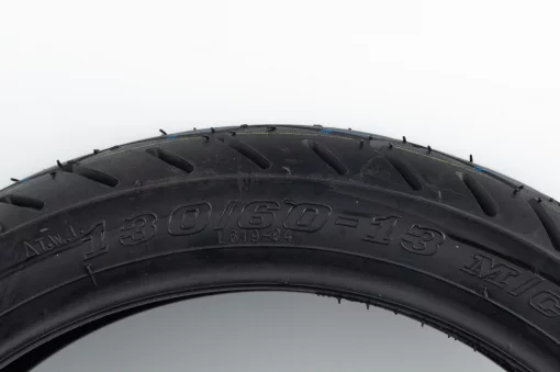 Шина 130/60-13 бескамерная, дорожная L-619, ШИНИ, YQ-353608