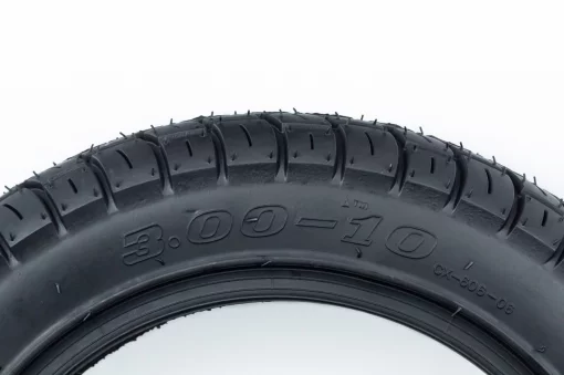 Шина 3,00-10 бескамерная, шипованная CX606, ШИНИ, YQ-303194