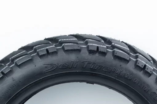 Шина 3,00-10 бескамерная, шипованная SC-101, ШИНИ, YQ-303684