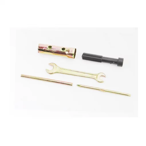 Ключ свечной для 4Т-16/18мм+3 предмета (рожковый ключ 8x10мм/шток/отвертка+-) "ЗИП", DELTA, YQ-332104