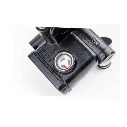 УЦЕНКА Тормозной цилиндр с рычагом правый Suzuki AD50 см. фото, YQ-363269