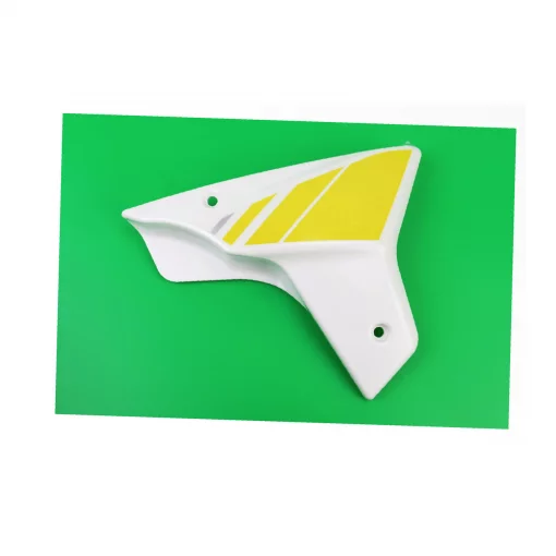 Pantera 200 S/N Пластик-передний нижний левый, белый с наклейкой, GEON, YQ-359027